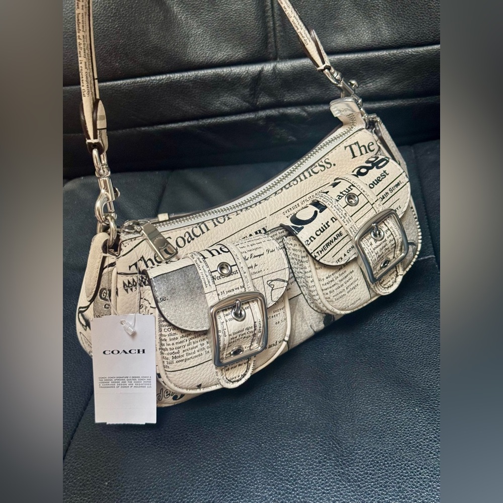 NWT Coach Ashton Shoulder Bag With Newspaper Print CDC12 - Picture 6 of 15